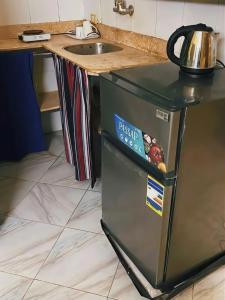 Η κουζίνα ή μικρή κουζίνα στο Lighthouse camp