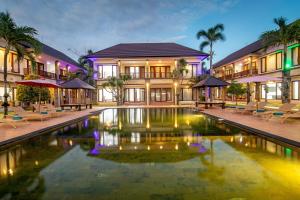 Hồ bơi trong/gần Vidi Boutique Hotel