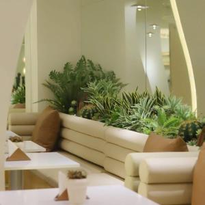 Posezení v ubytování CoNet Hotel & Apartment