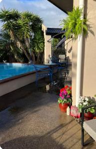 Πισίνα στο ή κοντά στο Poolside Room