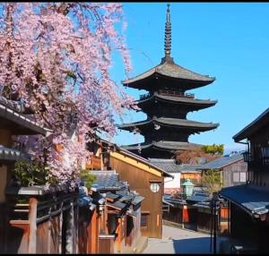 Το κτήριο όπου στεγάζεται  το ξενοδοχείο