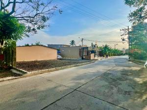 Khu vực xung quanh gần khách sạn