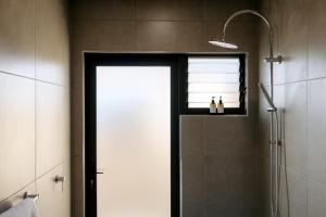 Koupelna v ubytování Coast + 92 fotografií