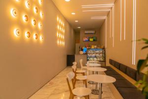 Fotografie z fotogalerie ubytování Delightful Sea View Aparthotel In Orbi City Batumi v destinaci Batumi