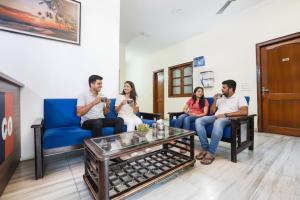 Επισκέπτες που μένουν στο FabHotel Ivy Inn Sector 35