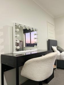 Φωτογραφία από το άλμπουμ του Mahzan on Kilcunda - Ensuite 1 σε Truganina