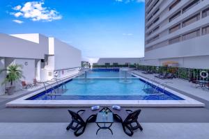 Bazén v ubytování Karachi Marriott Hotel nebo v jeho okolí