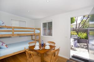 Ένα ή περισσότερα κρεβάτια σε δωμάτιο στο Harbour Breeze - apartment in Ulladulla