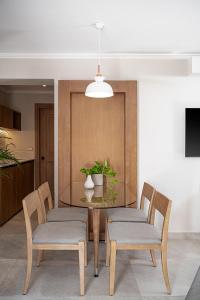 Μια τηλεόραση ή/και κέντρο ψυχαγωγίας στο Okeanis Golden Resort