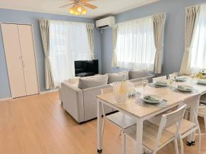 TV a/nebo společenská místnost v ubytování THE FEEL ONNA 2 / Vacation STAY 18771