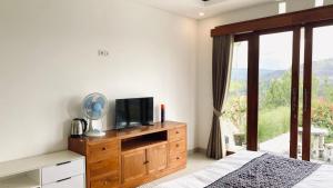 Μια τηλεόραση ή/και κέντρο ψυχαγωγίας στο Sari Sky Bali