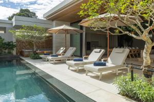 Bazén v ubytování Layana Residence nebo v jeho okolí