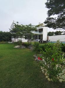 Un jardín fuera de TAG Kaksh