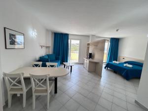 Katil atau katil-katil dalam bilik di Hotel Miralonga