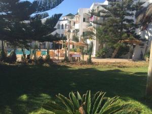 Hotel Djerba Orient外面的花园