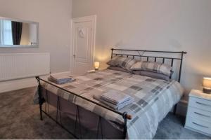 Postel nebo postele na pokoji v ubytování Headland - House - Sleeps5 - Pet Friendly - Garden