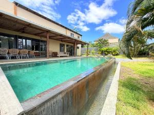 Πισίνα στο ή κοντά στο Villa Bali - Plage 10 mn - Piscine à débordement