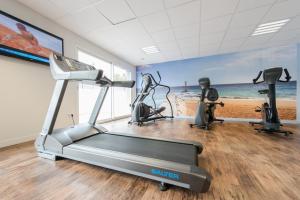 Academia e/ou comodidades em Hôtel Confort La Rochelle Centre les Minimes