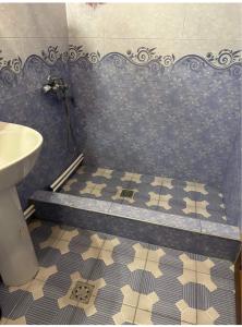 Koupelna v ubytování GO GOris city center + 3 fotografie