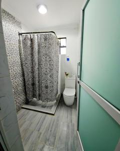 Ένα μπάνιο στο Zanzi Airport Transit Hub 10 min from JKIA