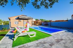 Fotografie z fotogalerie ubytování Luxury villa with a swimming pool Benkovac, Zagora - 20927 v destinaci Benkovac + 16 fotografií