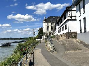 Výhled na řeku, která protéká v blízkosti apartmánu