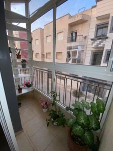 Afbeelding uit fotogalerij van Appartement Central Dar Bouazza in Dar Bouazza