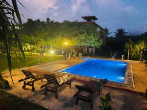 Bazén v ubytování Aqua Hotel Yala nebo v jeho okolí