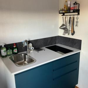 Η κουζίνα ή μικρή κουζίνα στο Ginnies at 38