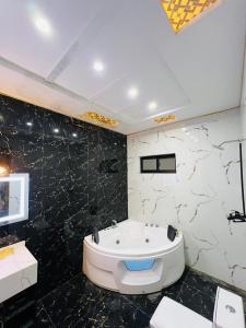 Koupelna v ubytování Signature Suite