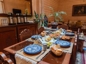 Toit apartemendi aladel või selle läheduses +47 fotot