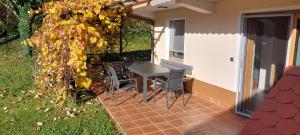 Φωτογραφία από το άλμπουμ του Apart House ROJER σε Ljubno