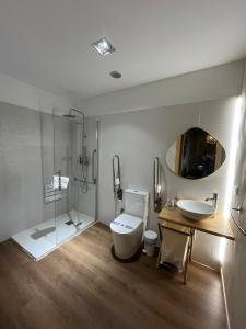 Koupelna v ubytování HOTEL CASAS DA FORTALEZA Casa da Muralla