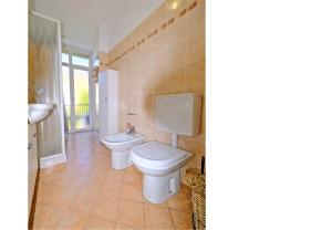 Ένα μπάνιο στο Bella Vita Stays Family