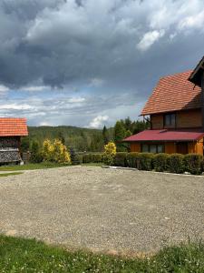 Φυσικό τοπίο κοντά σε αυτή η παραθεριστική κατοικία +14 φωτογραφίες