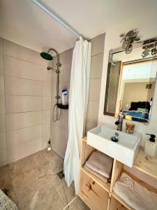 Ένα μπάνιο στο Dortoir 8 personnes dans Beau Gîte