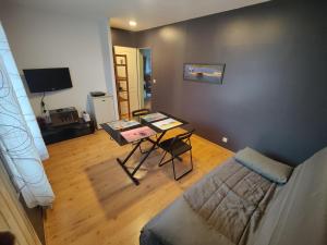 Μια τηλεόραση ή/και κέντρο ψυχαγωγίας στο La Suite Soleil