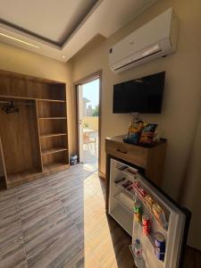 Μια τηλεόραση ή/και κέντρο ψυχαγωγίας στο Brench Pyramids View