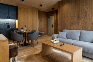 Χώρος καθιστικού στο TATRYSTAY Premium Arimont Apartments