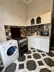 Kuchyň nebo kuchyňský kout v ubytování GO GOris city center