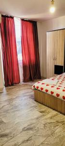Ένα ή περισσότερα κρεβάτια σε δωμάτιο στο Oty Residence 2 Iasi