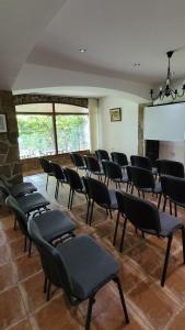 Οι επιχειρηματικές εγκαταστάσεις ή/και οι αίθουσες συνεδριάσεων στο Семеен хотел Къща Тодорови