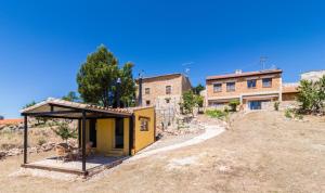 Gallery image of Casas Rurales La Niña A in Villacorza