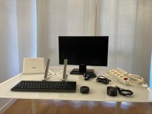 Et tv og/eller underholdning på Dormir en el Palo Beach Pets Friend