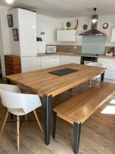 Kuchyň nebo kuchyňský kout v ubytování Casa Osseja + 17 fotografií