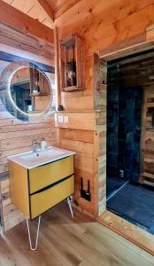 Vannituba majutusasutuses Le Masdemoiselle Chalet