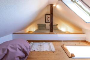 Postel nebo postele na pokoji v ubytování Wohnen mit Weitblick-Eifel pur