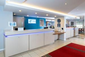 Vstupní hala nebo recepce v ubytování Holiday Inn Express Birmingham Oldbury by IHG