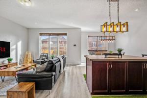 Χώρος καθιστικού στο Single 3 Bedroom Full Private House