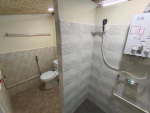 Ένα μπάνιο στο Thongurai homstay at maesai